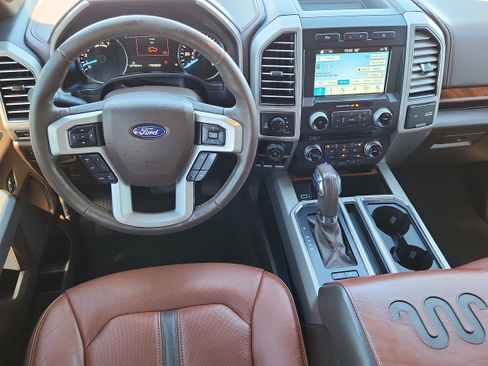 Used 2018 Ford F150 King Ranch w/ Equipment Group 601A Luxury AWD/4WD image 12