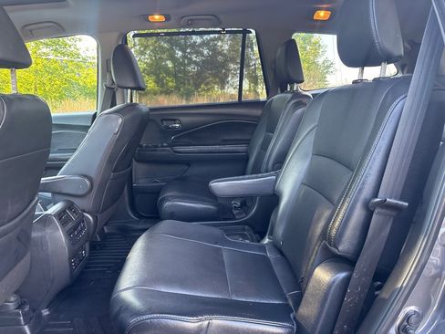Used 2018 Honda Pilot Elite image 13