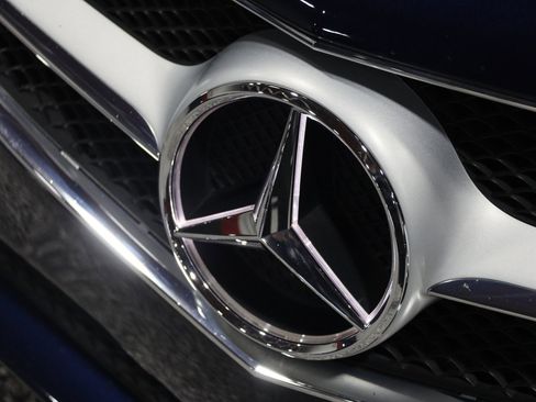 Used 2015 Mercedes-Benz E 400 Cabriolet w/ Premium 1 Package image 17