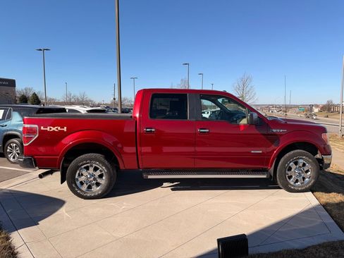 Used 2014 Ford F150 Lariat w/ Lariat Chrome Package image 6