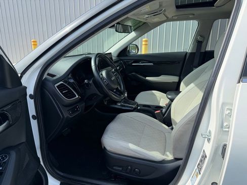 Used 2022 Kia Seltos EX image 13