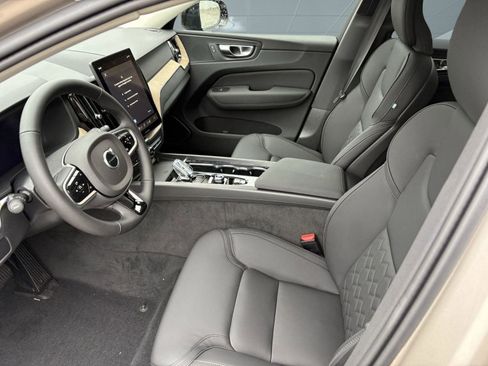 Used 2026 Volvo XC60 B5 Plus w/ Protection Package Premier image 5