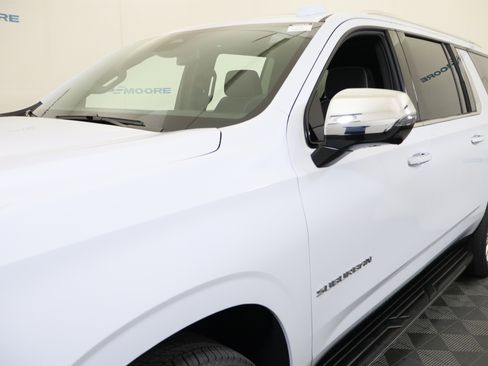 New 2026 Chevrolet Suburban Premier w/ Sun And Tow Package image 13