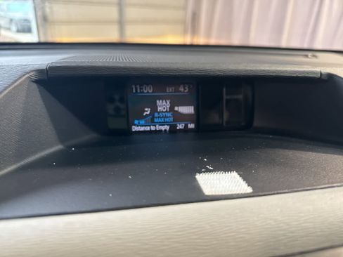 Used 2014 Toyota Sienna XLE image 22