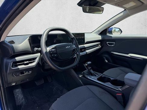 Used 2025 Kia K4 FWD image 10