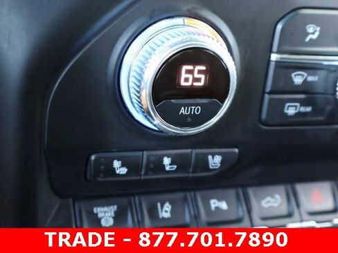 Used 2022 GMC Sierra 2500 Denali w/ Denali Ultimate Package image 29