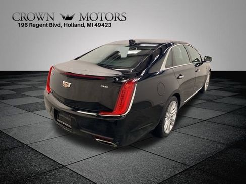Used 2018 Cadillac XTS Luxury image 6