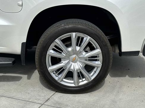 Used 2023 Chevrolet Silverado 1500 High Country image 8