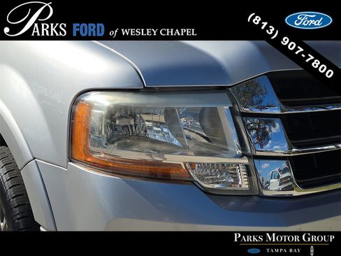 Used 2017 Ford Expedition XLT w/ Equipment Group 202A image 6