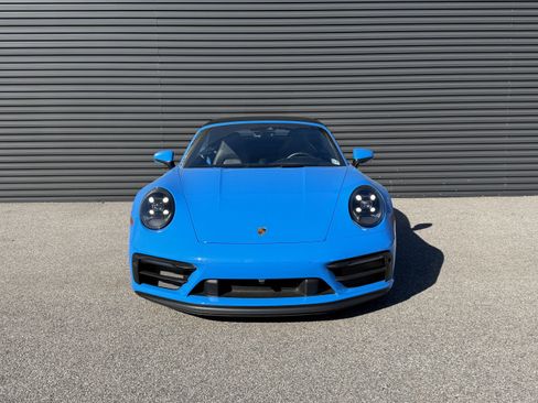 Certified 2023 Porsche 911 Carrera GTS image 6