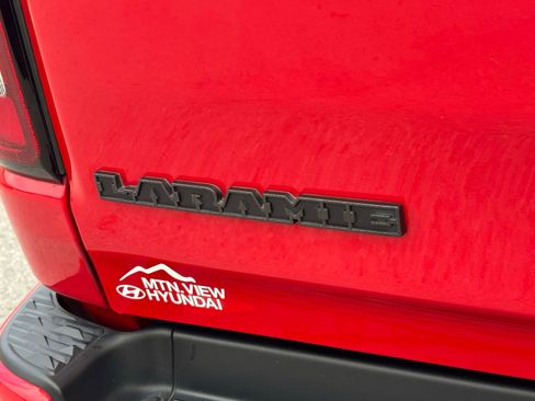 Used 2023 RAM 1500 Laramie AWD/4WD image 11