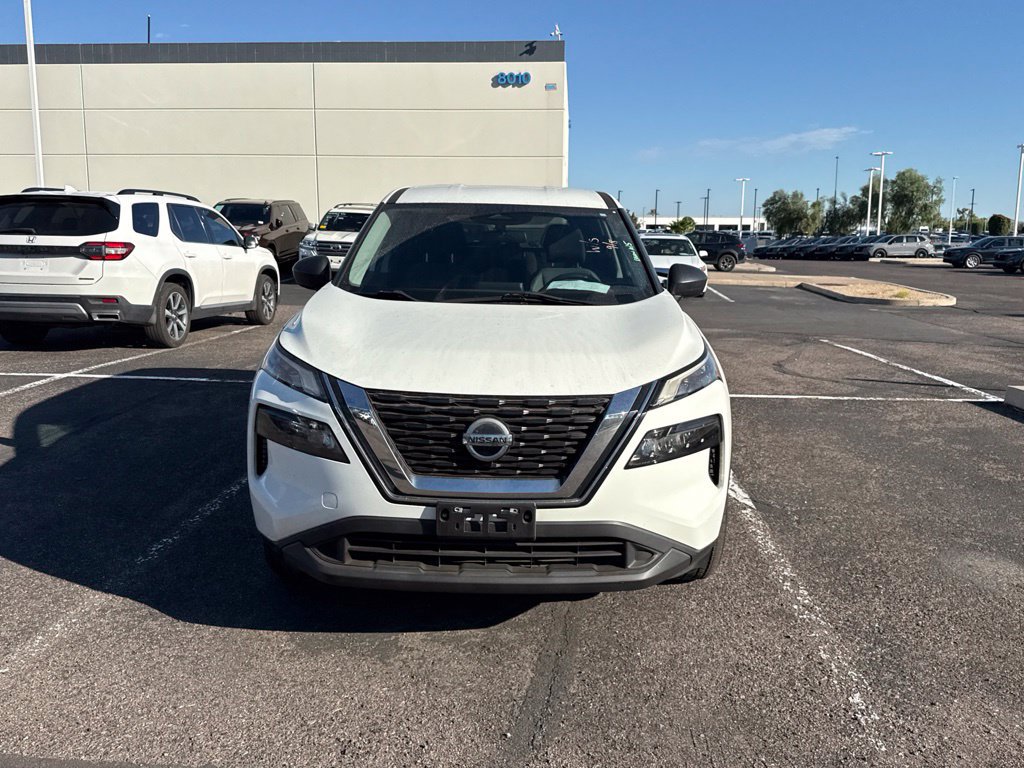 Used 2021 Nissan Rogue S FWD image 2