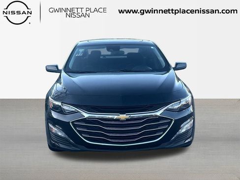 Used 2024 Chevrolet Malibu LT image 2