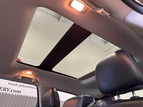 Used 2018 Nissan Pathfinder SL w/ SL Premium Package image 30