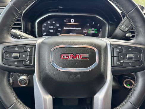 Used 2025 GMC Sierra 1500 SLT AWD/4WD image 26