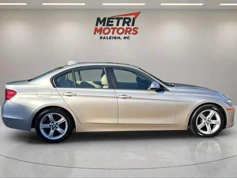 Used 2014 BMW 320i Sedan image 3