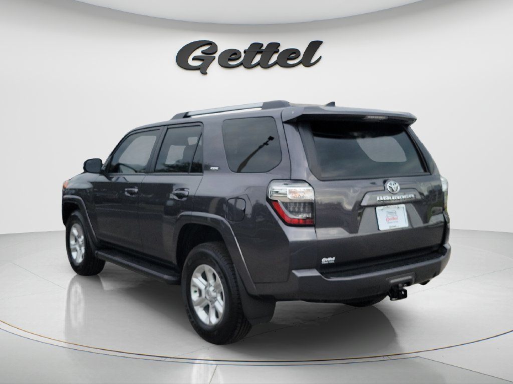 Used 2023 Toyota 4Runner SR5 Premium w/ Moonroof Package AWD/4WD image 7
