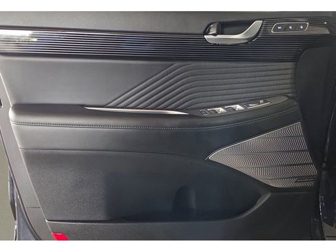 Used 2024 Hyundai Palisade Calligraphy image 24
