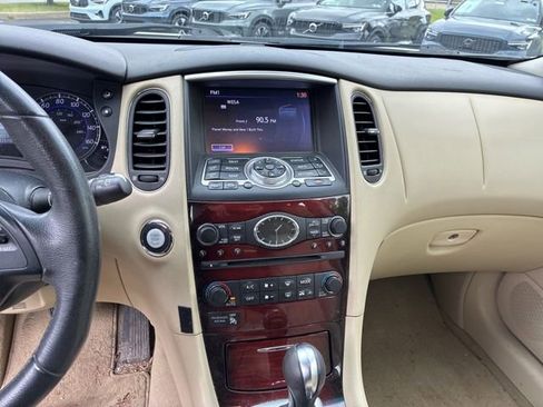 Used 2016 INFINITI QX50 AWD w/ Premium Plus Package image 13