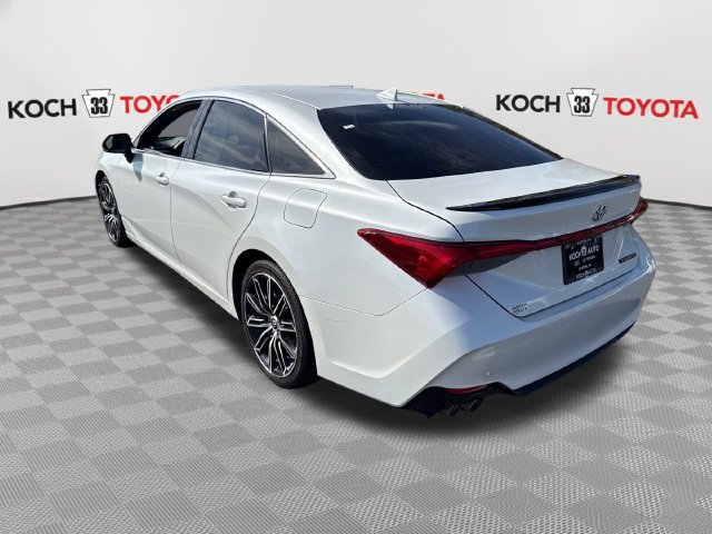 Used 2019 Toyota Avalon Touring w/ Advanced Safety Package FWD image 6