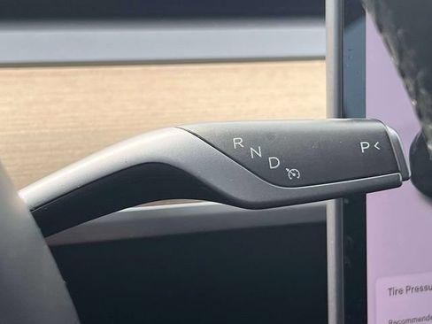 Used 2021 Tesla Model 3 Standard Range Plus RWD image 24