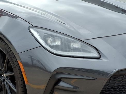 Used 2024 Toyota GR86 Premium image 3