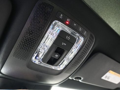 Used 2025 Mercedes-Benz CLA 250 image 22