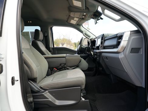 Used 2024 Ford F250 XLT image 14