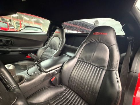 Used 2003 Chevrolet Corvette Z06 w/ Memory Package, 3 Drivers RWD image 10