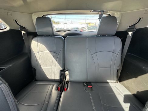 Used 2018 Buick Enclave Premium w/ Experience Buick Package image 24