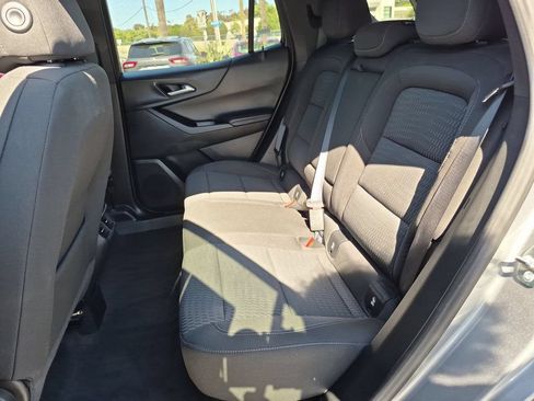 Used 2025 Chevrolet Equinox LT AWD/4WD image 28