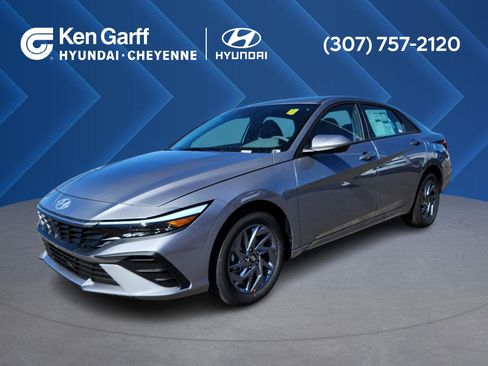 New 2026 Hyundai Elantra Hybrid FWD image 1