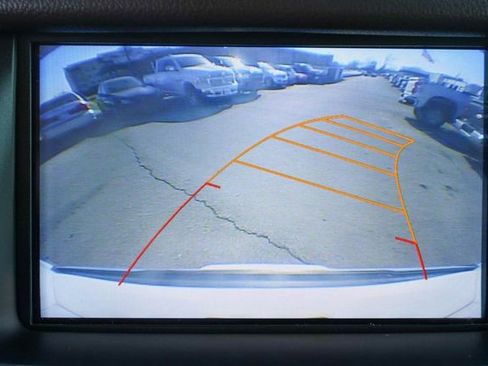 Used 2017 GMC Yukon XL Denali w/ Open Road Package image 34