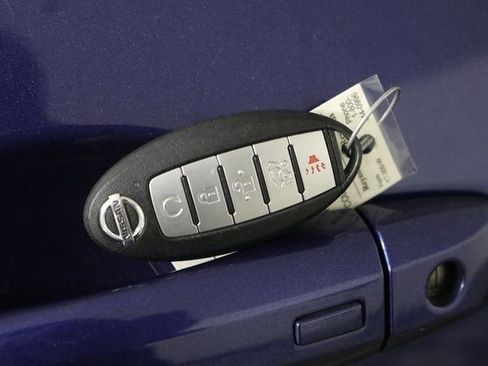 Used 2021 Nissan Rogue SL image 10