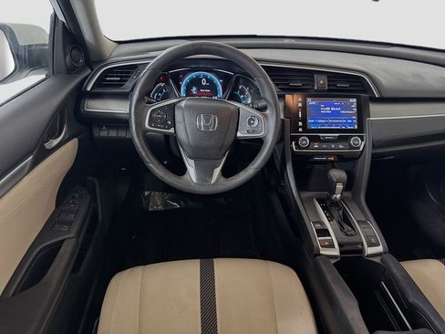 Used 2018 Honda Civic EX image 17