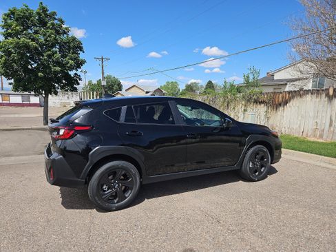 New 2026 Subaru Crosstrek 2.5i AWD/4WD image 3
