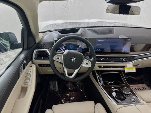 New 2026 BMW X7 xDrive40i image 23