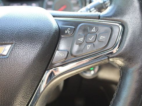 Used 2017 Chevrolet Cruze Premier w/ RS Package FWD image 17