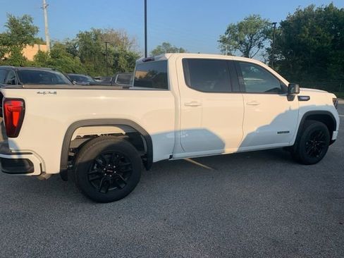 New 2026 GMC Sierra 1500 Elevation image 3