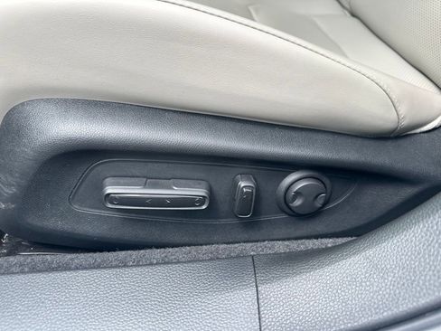 Used 2024 Honda Accord Touring image 15