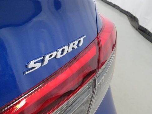 Used 2024 Honda Civic Sport image 27