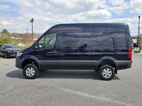 New 2026 Mercedes-Benz Sprinter 2500 image 9
