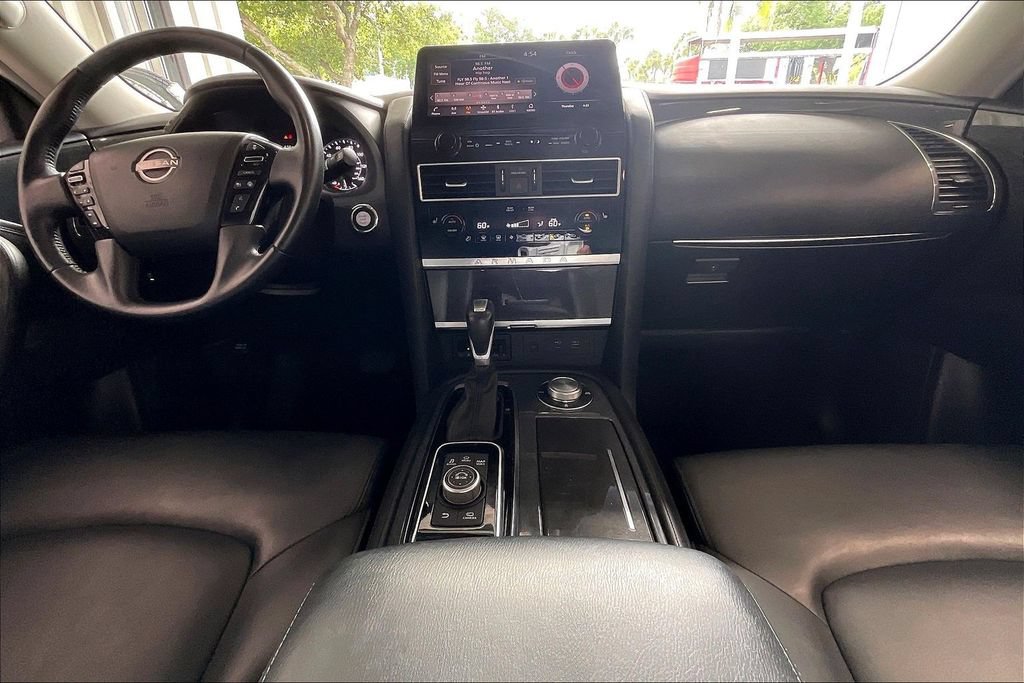 Used 2024 Nissan Armada SV AWD/4WD image 6
