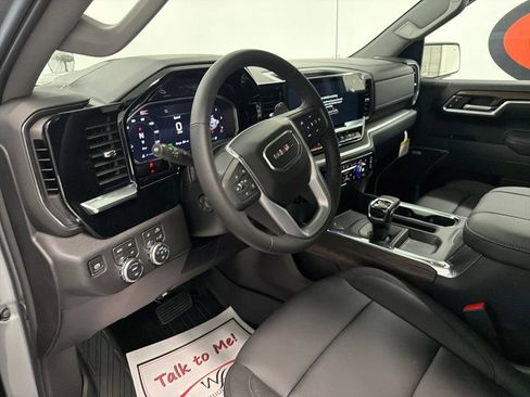 New 2026 GMC Sierra 1500 SLT w/ SLT Premium Plus Package AWD/4WD image 11