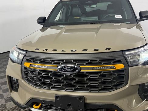 Used 2026 Ford Explorer Tremor w/ Tremor Ultimate Package AWD/4WD image 12