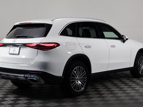 New 2026 Mercedes-Benz GLC 300 GLC 300 image 2