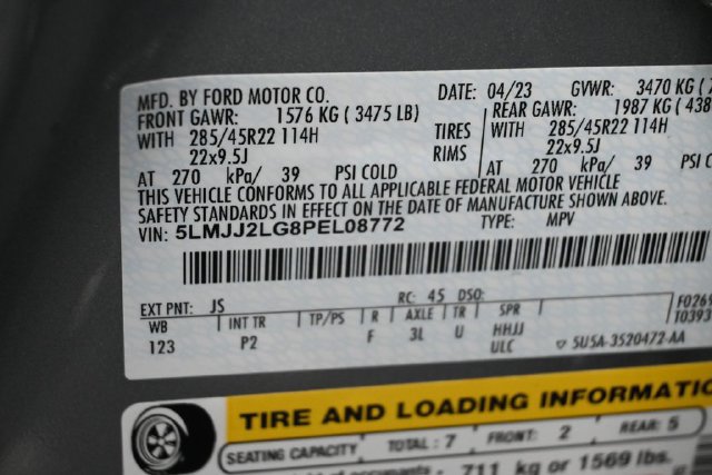 Certified 2023 Lincoln Navigator Reserve AWD/4WD image 38