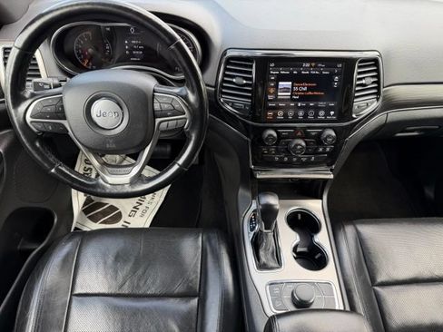 Used 2021 Jeep Grand Cherokee Limited w/ Luxury Group II AWD/4WD image 3
