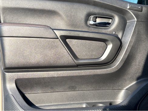 Certified 2022 Nissan Titan PRO-4X w/ Pro-4x Convenience Package image 17