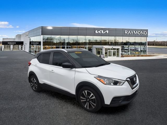 Used 2018 Nissan Kicks SV FWD image 10